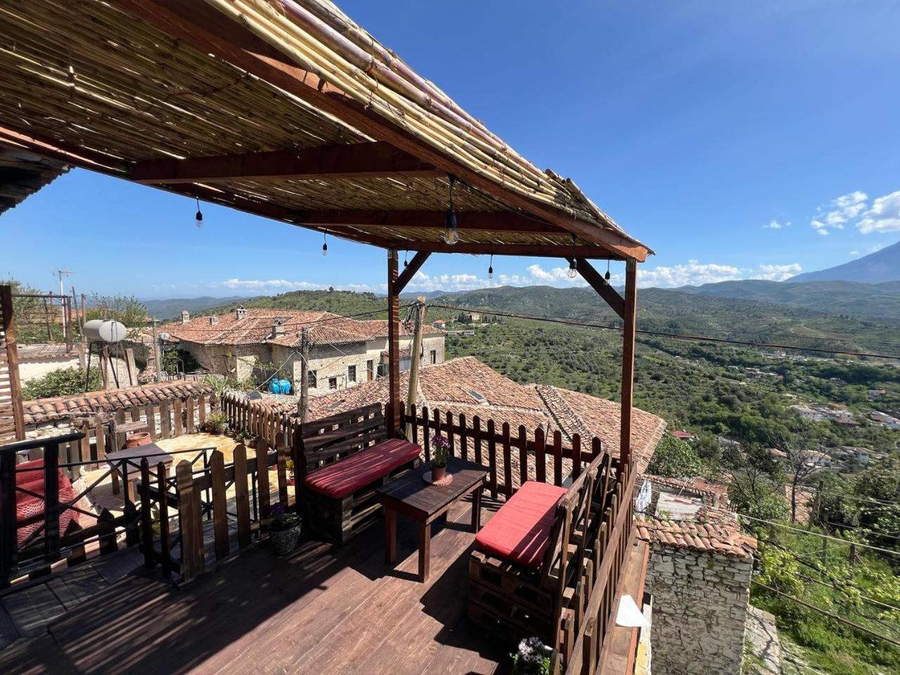 Guest House Maria - Berat Castle Exterior photo